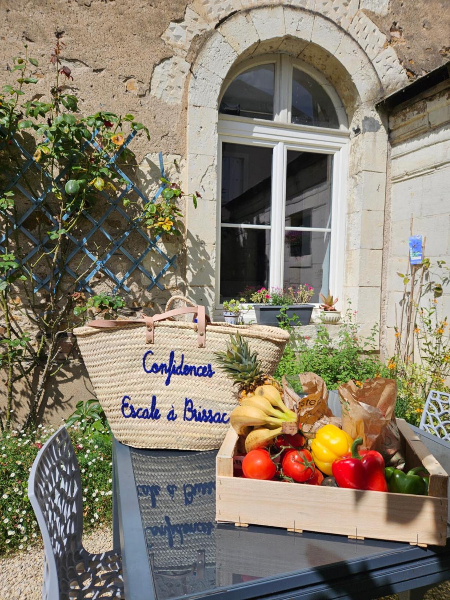 Confidences Escale A Brissac Bed & Breakfast Luaran gambar